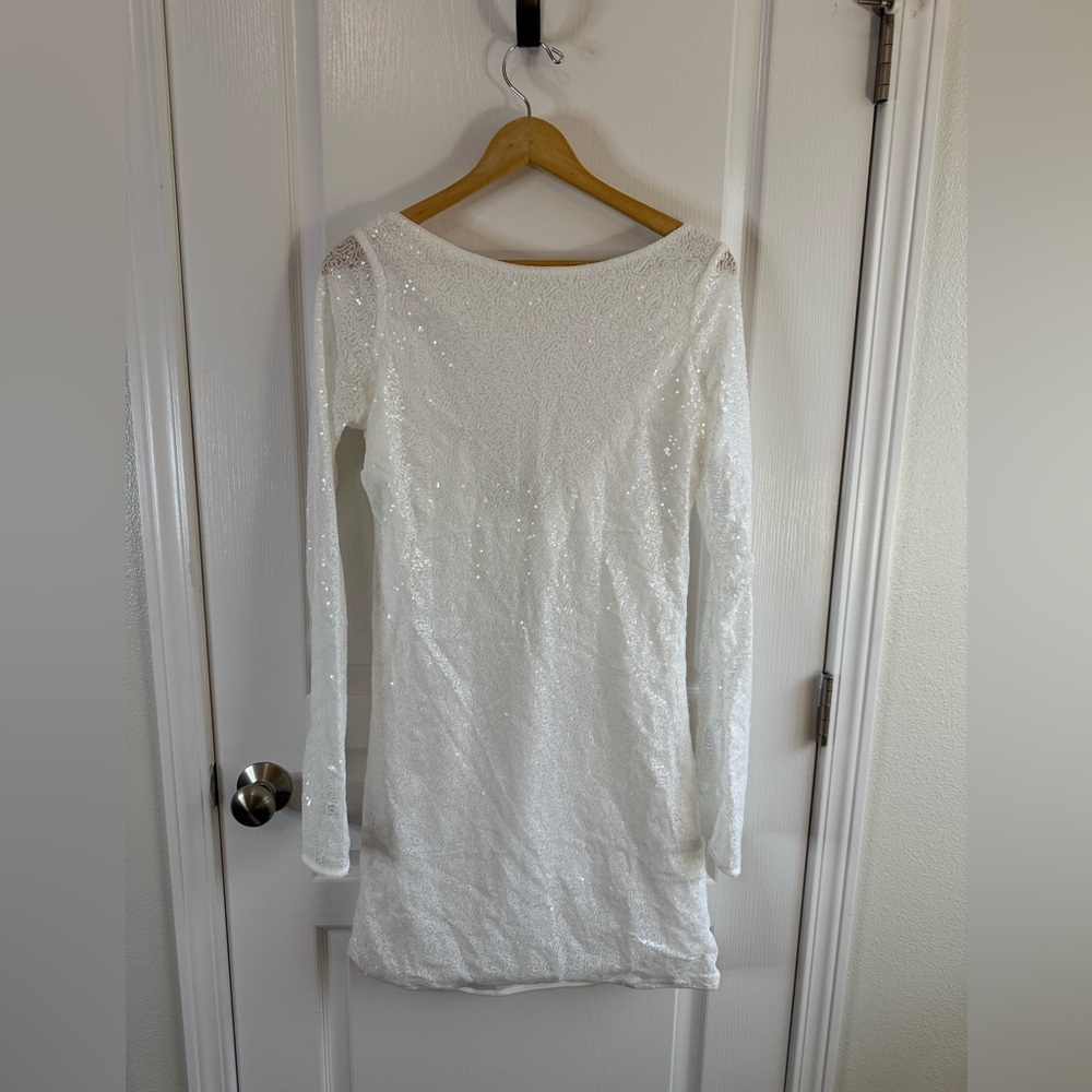 PrettyLittleThing White Long Sleeve Dress